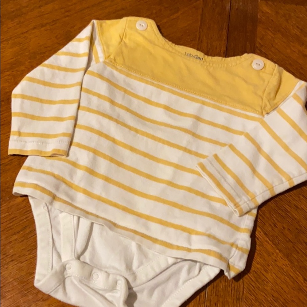 Baby GAP long sleeve top